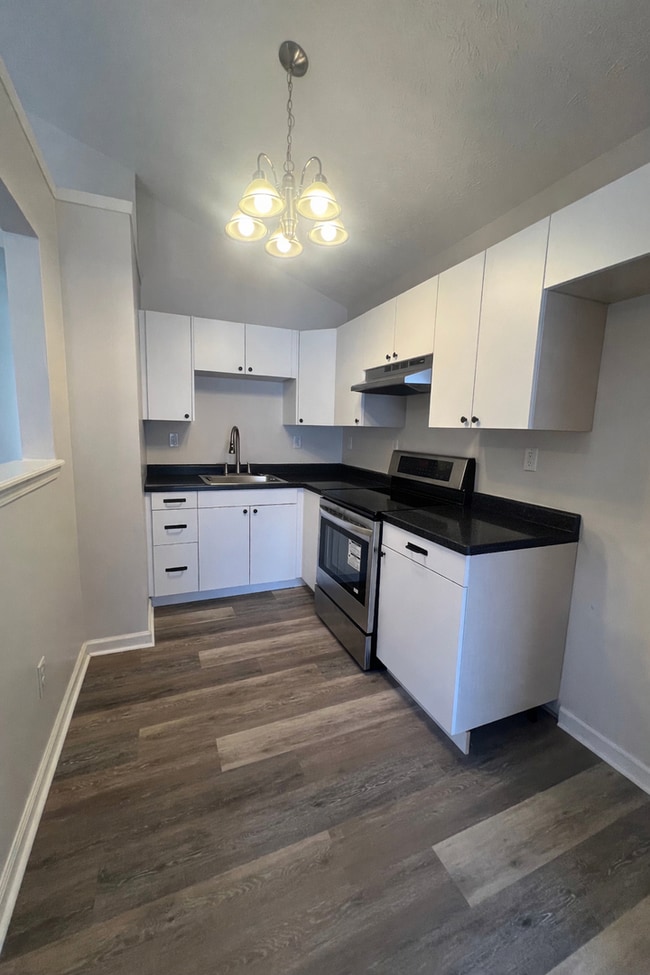 Photo - Spacious 3 Bedroom House