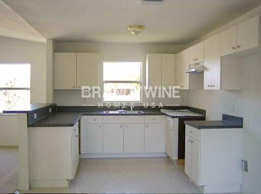 Building Photo - 1013 E Eskimo Ave