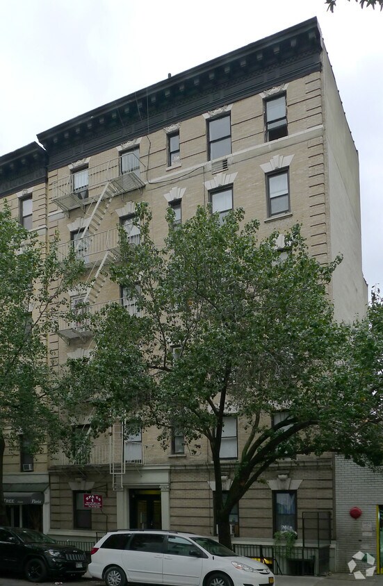 Primary Photo - 324 East 66th Street