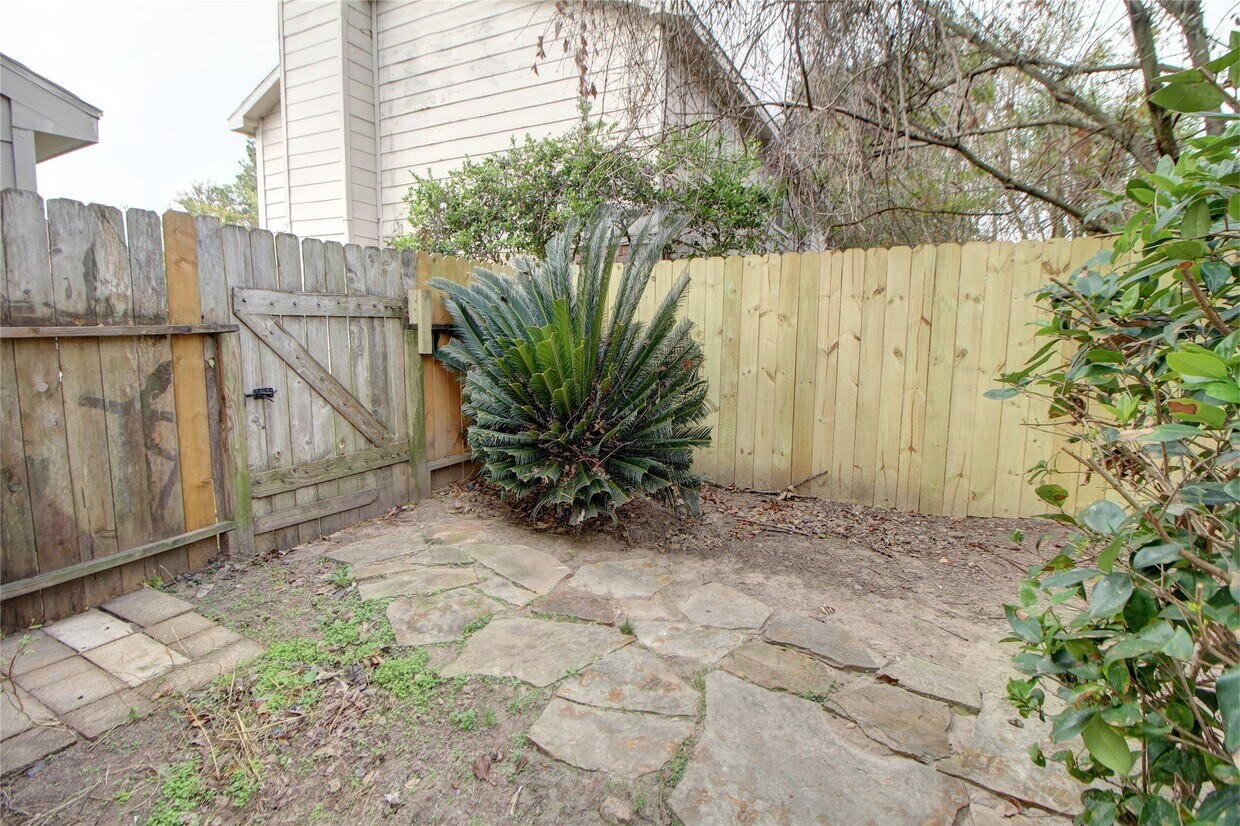 Foto principal - 10024 Spring Pl Dr