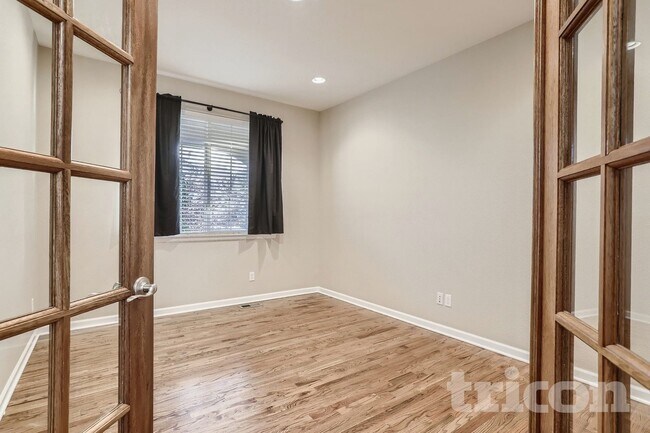 Foto del edificio - 24881 E Euclid Pl