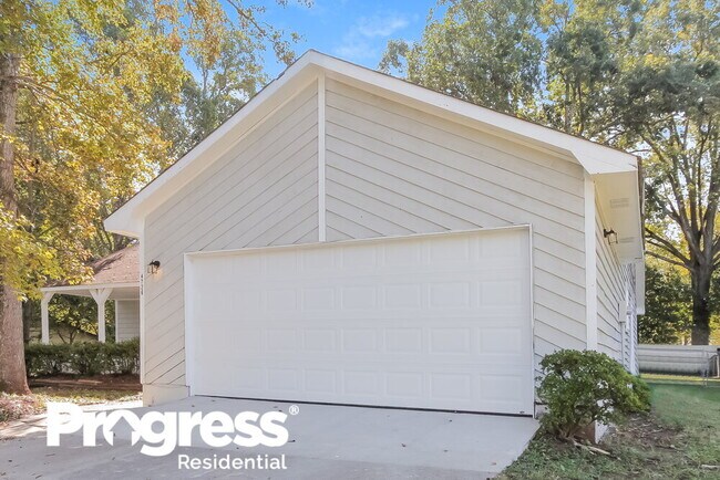 Building Photo - 4726 Butterwick Ln