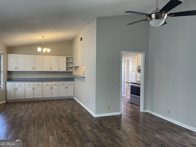 Foto del edificio - 403 Fairfield Ct