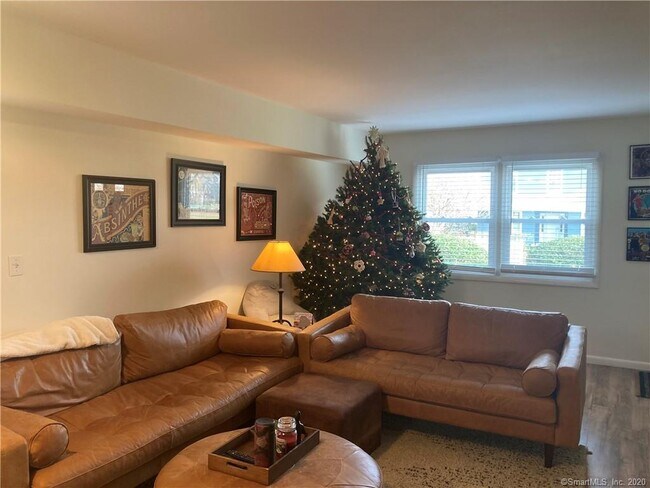 Foto del edificio - 69 Ellsworth St