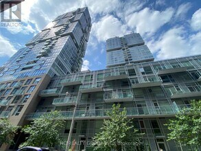 Building Photo - 30 Nelson St