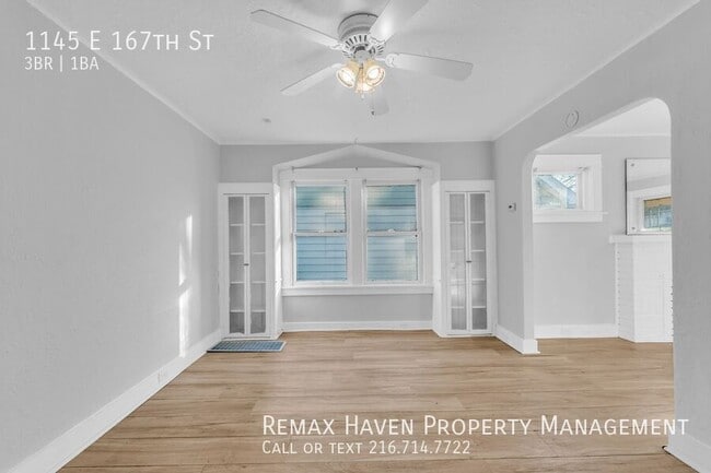 Building Photo - 1145 E 167th St