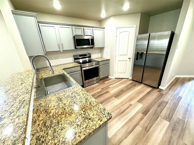 Foto del edificio - 1812 Arbordale Way