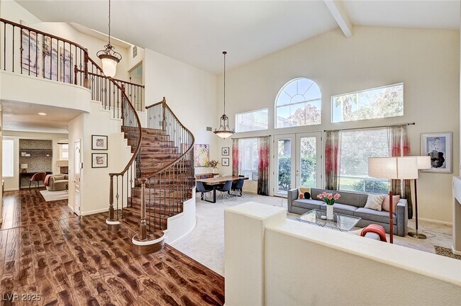 Foto del edificio - 8816 Cortile Dr