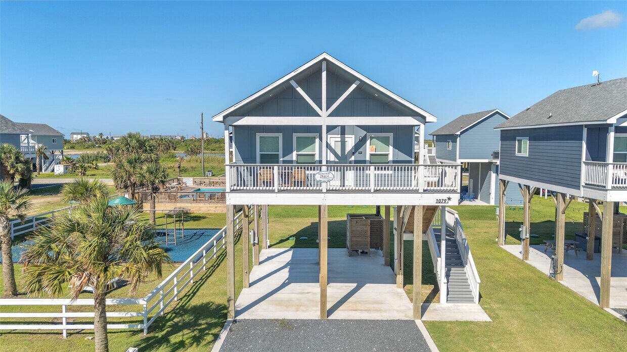 Foto principal - 1079 Cedar Ln