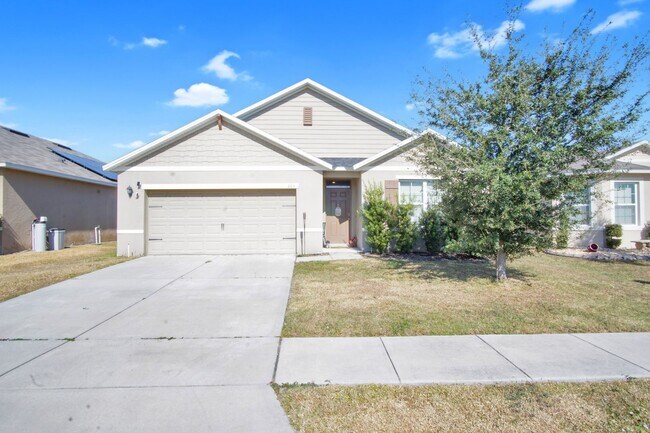 Foto del edificio - Discover this lovely 4-bedroom, 2-bath home in the sought-after Squires Grove community