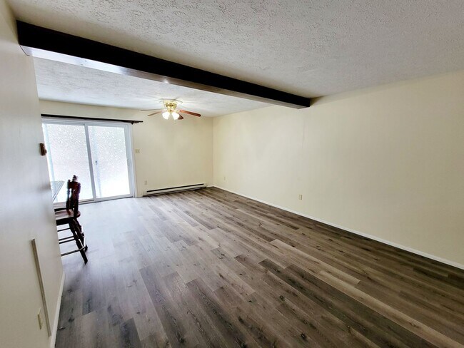 Building Photo - 3109 Evergreen Circle