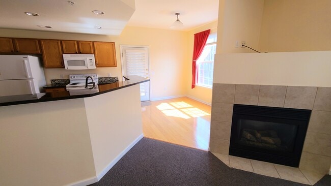 Photo - 7440 S Blackhawk St Apartment