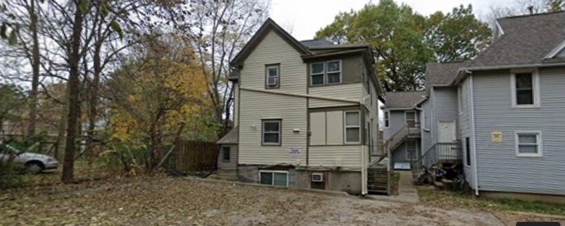 Back of home - 424 S Lucas St