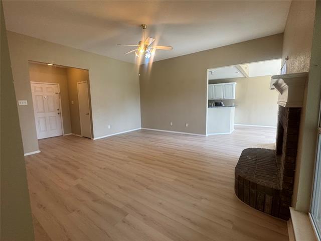 Foto del edificio - 908 Cedar Ridge Ln