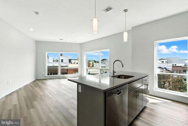 Foto del edificio - 2110 E Norris St