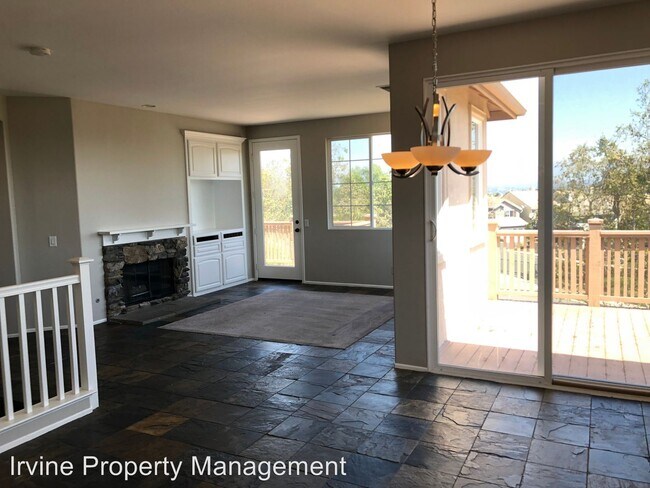 Foto del edificio - 3 br, 2.5 bath House - 62 Trail Canyon Drive