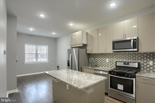 Foto del edificio - 742 Morris St