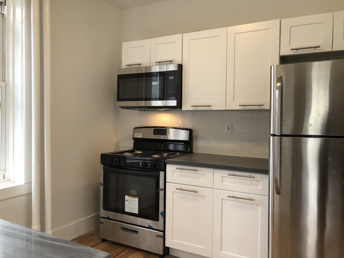 Primary Photo - 155 W 29th St