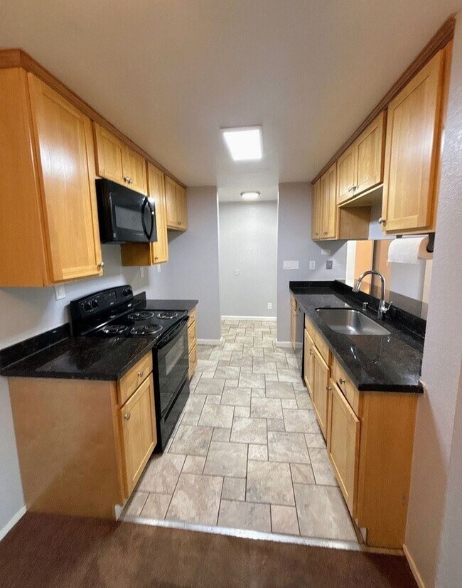 Foto del edificio - 13700 San Pablo Ave