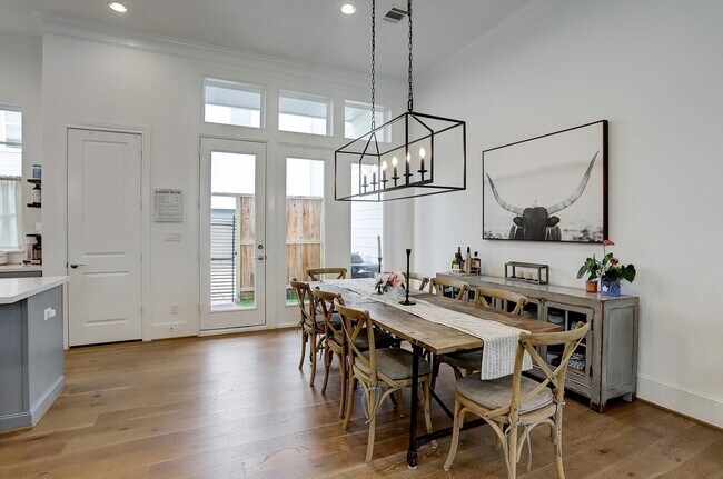 Foto del edificio - 2512 Hollister St