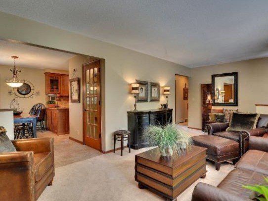 Building Photo - 4 BR with 2 BA Single Family Home in Bloom...