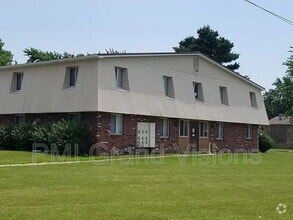Building Photo - 351 Southland Dr