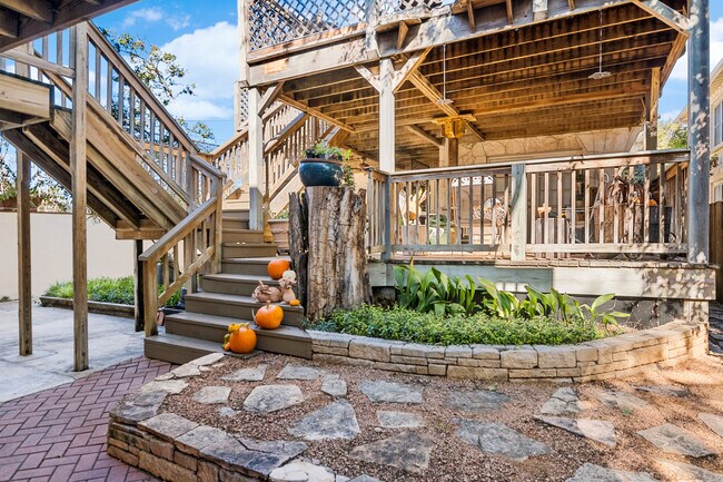 Foto del edificio - 134 W Summit Ave.