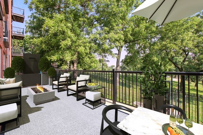 Relaxing Patio, Lush Views - Luxe at Union Hill