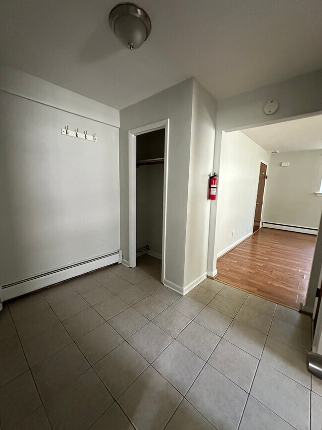 Foto del edificio - 2116 Stanley Terrace