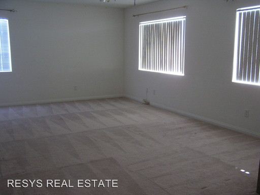 Building Photo - 8477 Montefino Ct