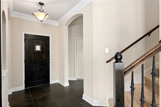 Building Photo - 23947 Stately Oaks