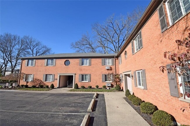 Building Photo - 5353 Dunmore Dr