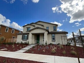 Building Photo - 7236 Diamond Ave