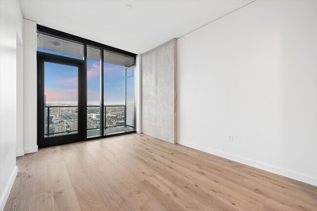 Foto del edificio - 610 Davis St