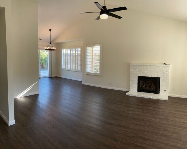 Foto del edificio - Charming Los Alamos Home