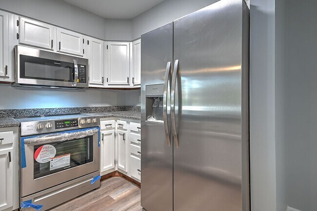 Foto del edificio - 254 Wildwood Dr
