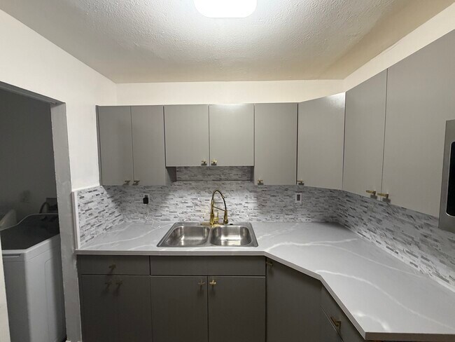 Foto del edificio - 2767 NW 58th Ter
