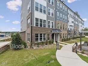 Building Photo - 404 Gaston Pk Ln
