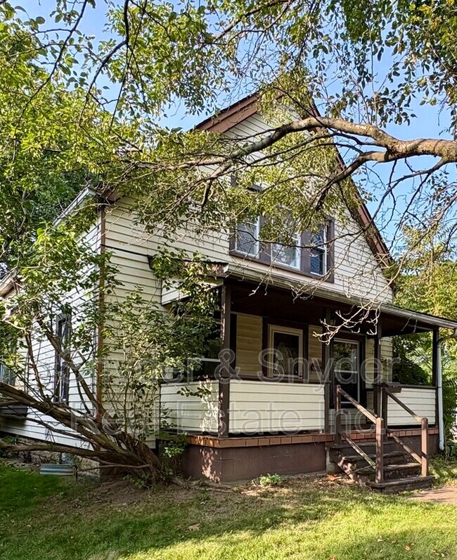 Foto del edificio - 605 Sackett Ave