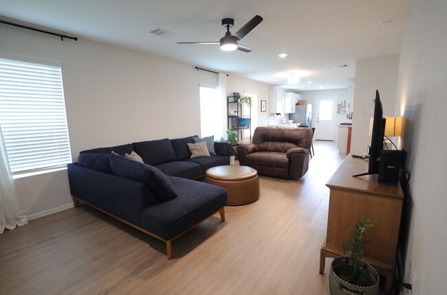 Building Photo - 4122 Brazos Brk Trl