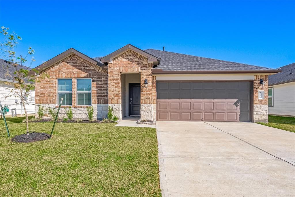 Foto principal - 8711 Shumard Oak Dr