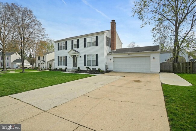 Photo - 2712 Advent Ct S House