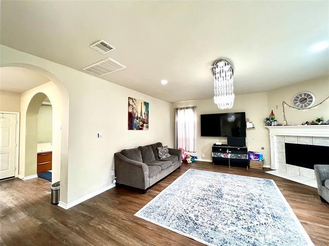 Foto del edificio - 3648 Blue Spruce Dr