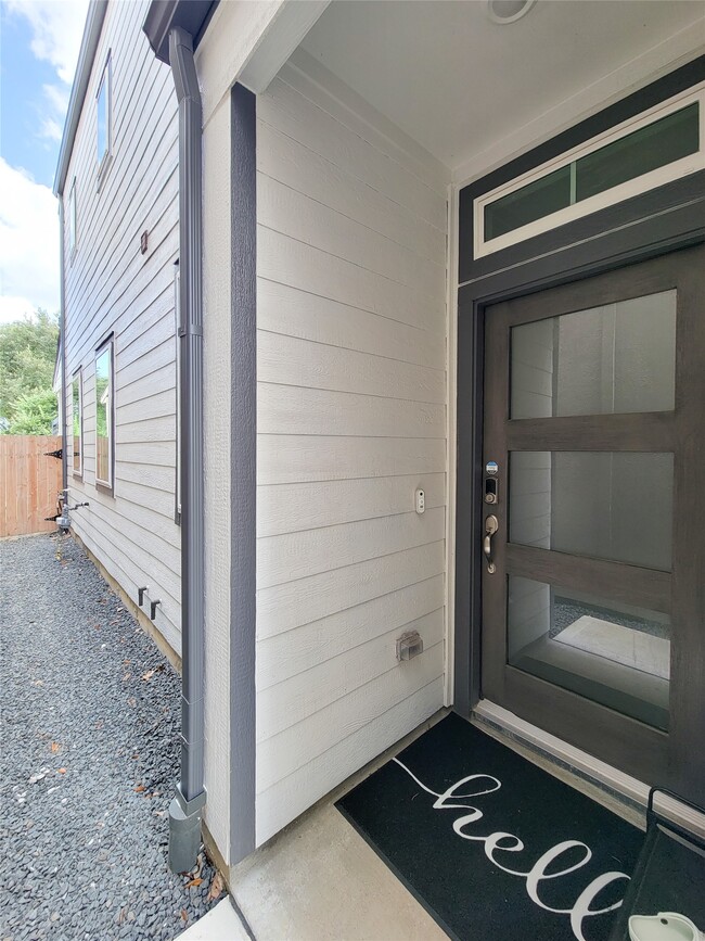 Building Photo - 17105 White Acer Wy