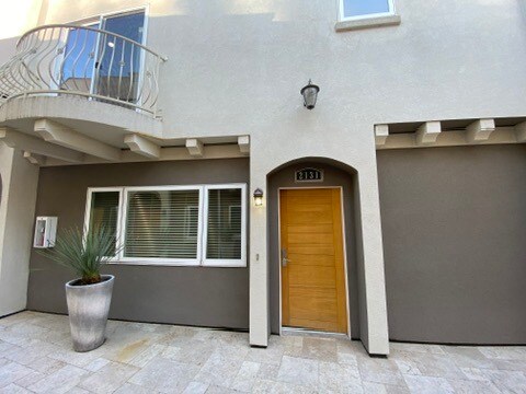 Foto del edificio - 2131 Carlmont Dr
