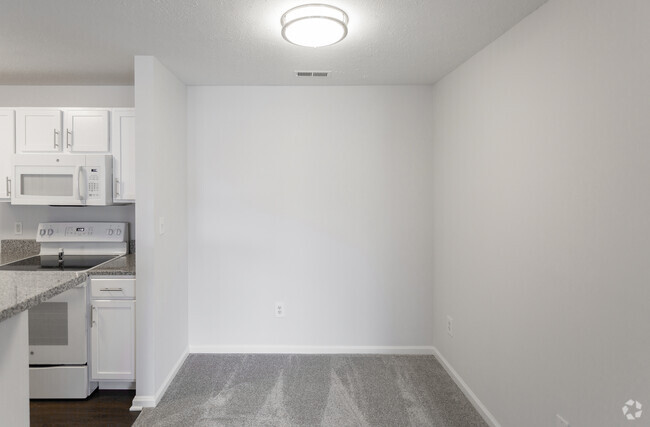 1BR, 1BA - 700 SF - Murphy's Landing