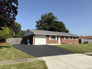 Building Photo - 7280 Cedar Knolls Dr