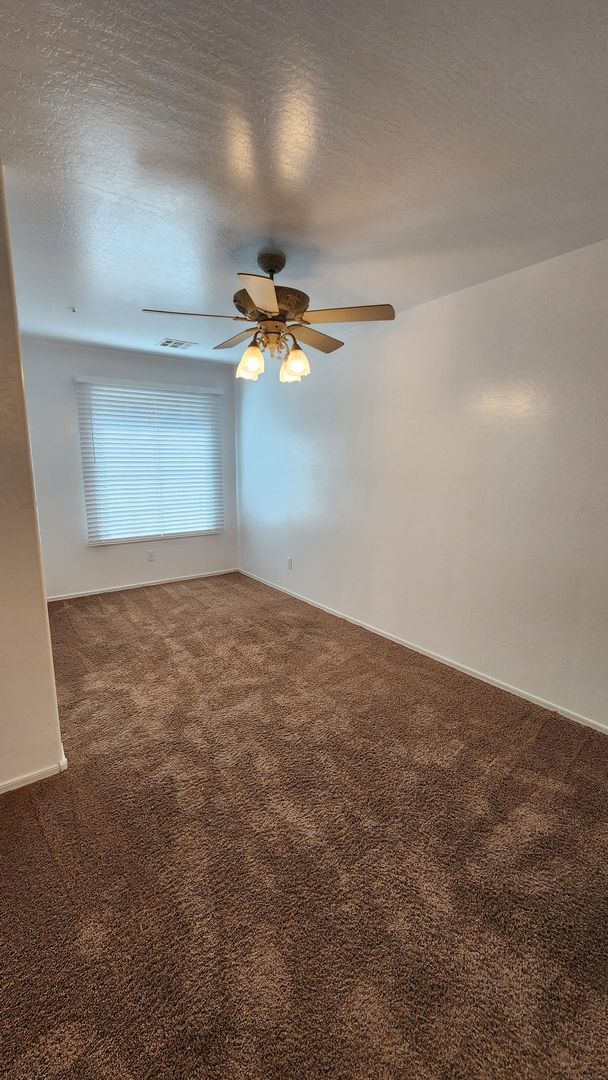 Building Photo - Great home in Gilbert
