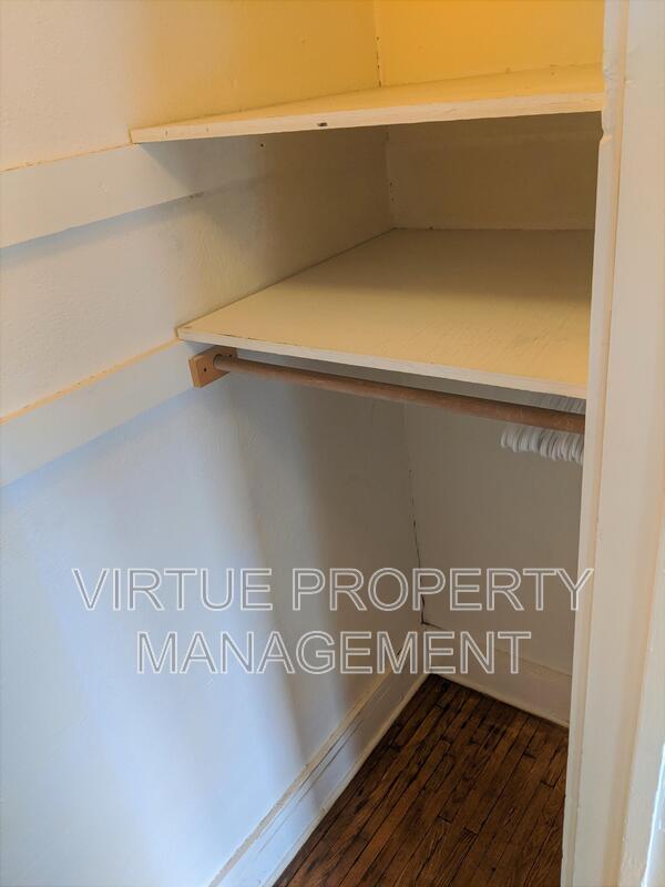 Building Photo - 633 3rd St
