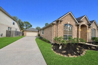 Building Photo - 16807 Laguna Springs Dr